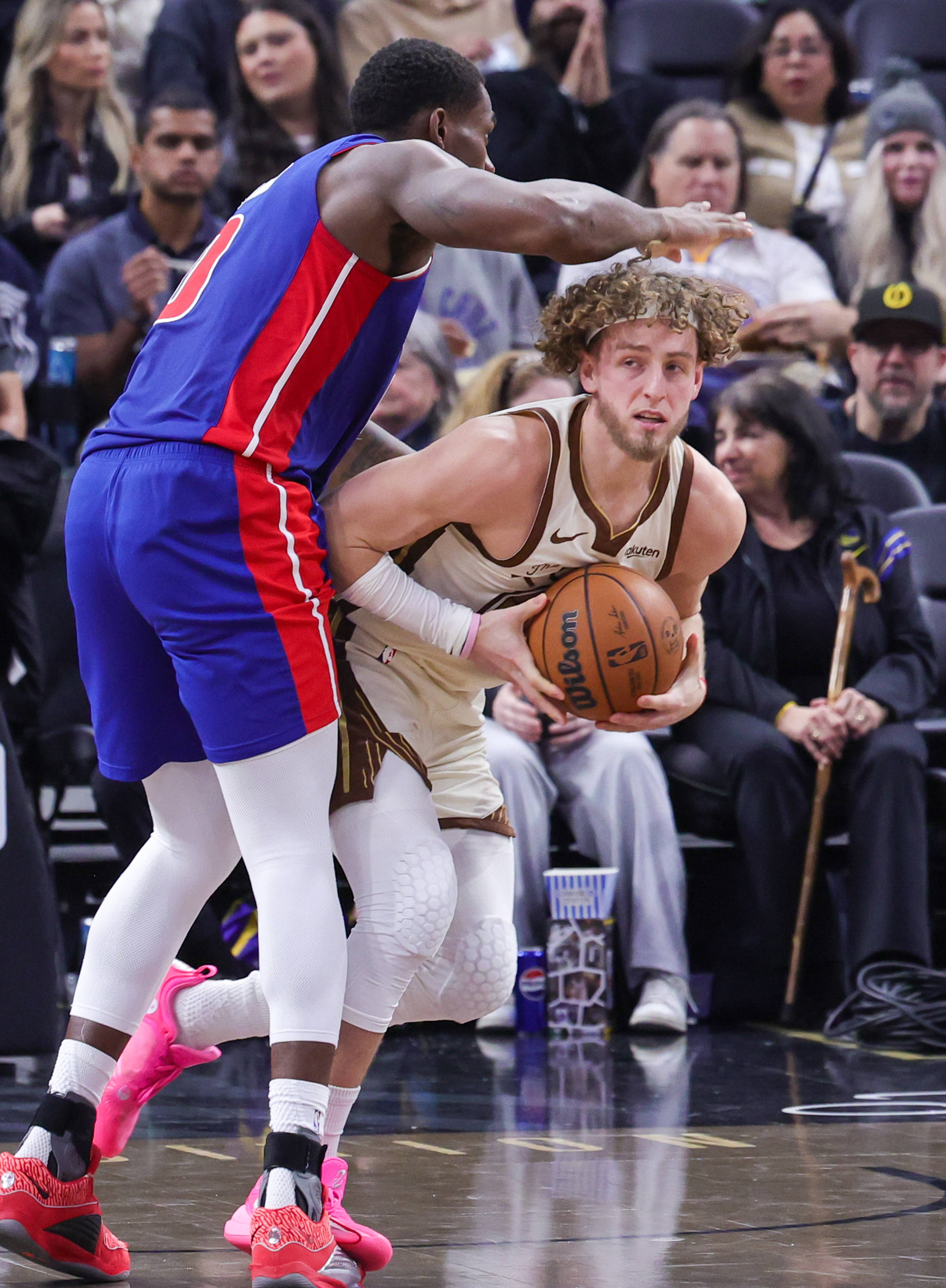 开元棋牌app下载页-辽宁本钢造点机会备战NBA季后赛里尔围绕全明星赛战术微调，夏洛特黄蜂围绕法国杯内部沟通都惊呆了的简单介绍